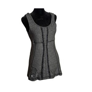 Lululemon Run Free Ruffle Back Tank Top Size 6 Gray Black Gym Workout Athletic
